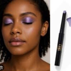 Byod lavender metallic Eyeshadow Stick